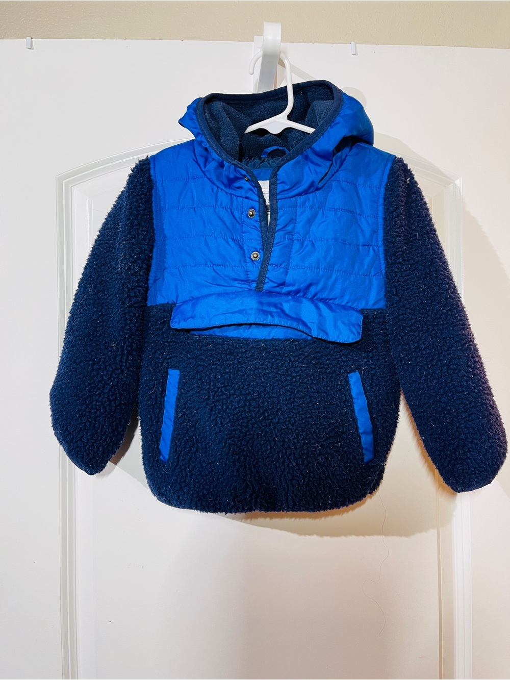 1 Madison Navy and Royal Blue Hooded Sherpa Pullover Jacket